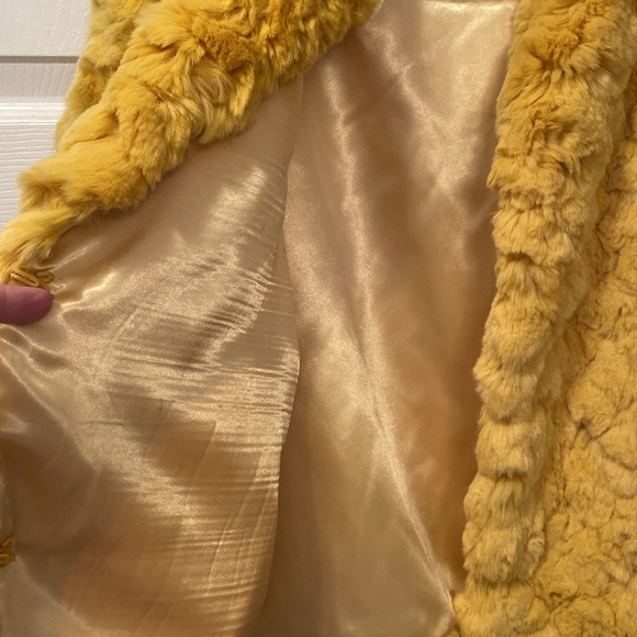 Beautiful Fabulous Faux Fur Jacket, by Donna Salyers - XS - Picture 3 of 5